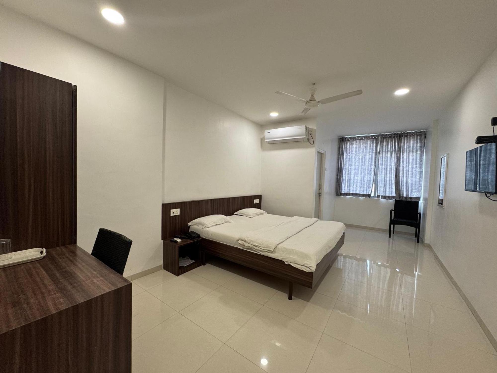 Hotel New Samrat Aurangabad  Exterior photo
